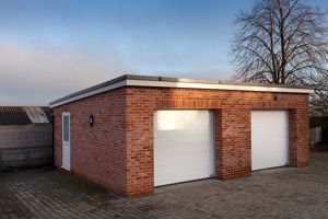 Garage- click for photo gallery